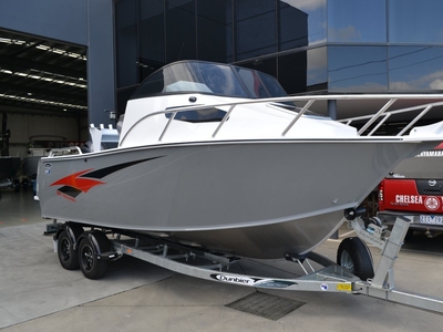 NEW STESSL 590 SEAHAWK CUDDY CAB 150 YAMAHA 4 STROKE ON TRAILER $89,250