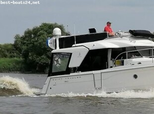 BENETEAU SWIFT TRAWLER 30