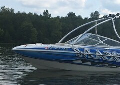 Bayliner Maxum