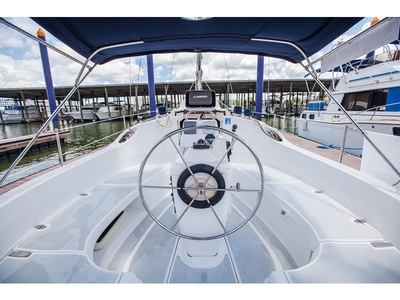 2001 Hunter 320 sailboat for sale in Texas