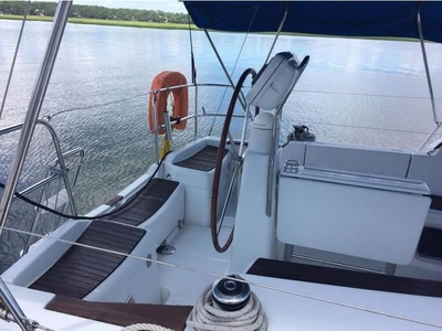 2011 Jeanneau Sun Odyssey 36i sailboat for sale in Florida