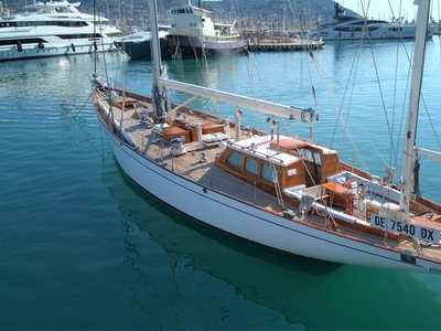 Liguria, HENRY HINCKLEY, Racing Sailboat
