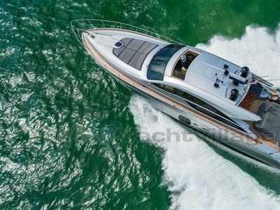 Pershing 64' (2014) For sale