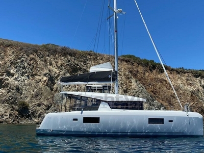 Lagoon 42 (2021) For sale