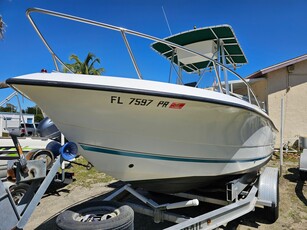 2000 Sea Pro 210 Center Console