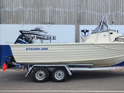 1986 Stacer Searay 5.25