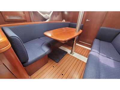 2005 beneteau Oceanis 373 Clipper sailboat for sale in New York