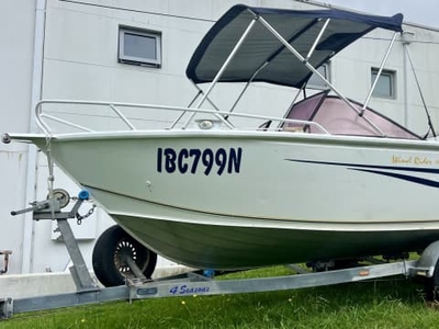5.2 mtr Bowrider plate Aluminium 2003 model Yamaha outboard low hours
