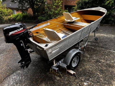Stacer Runabout Tinny boat & 15hp Mercury 2 stroke