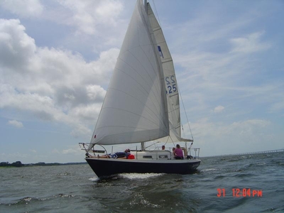 1978 Pearson One Design sailboat for sale in Maryland