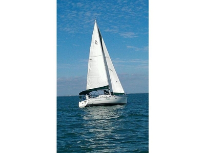 2005 Beneteau 323 Oceanis sailboat for sale in Texas