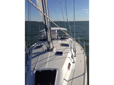 2005 Catalina 350 sailboat for sale in Texas