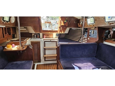 1984 Endeavour Sailboat 33 sailboat for sale in Florida