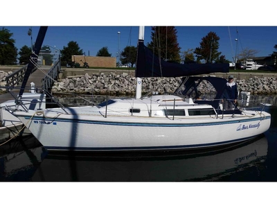1995 Catalina 28 Mk II sailboat for sale in Wisconsin