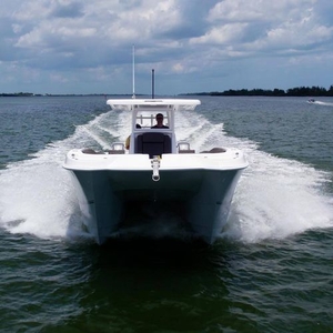 Catamaran express cruiser - 340 GFX - Twin Vee Catamarans, Inc. - outboard / twin-engine / open
