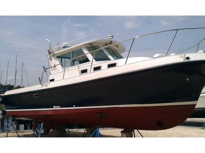 2000 Albin Tournament Express powerboat for sale in New Jersey