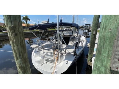 2005 Catalina 36 MKII sailboat for sale in Florida