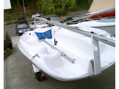 2009 Hunter 170 sailboat for sale in Washington