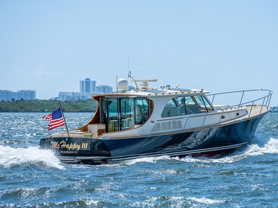 2013 Hinckley T48 Motor Yacht McHappy III | 48ft