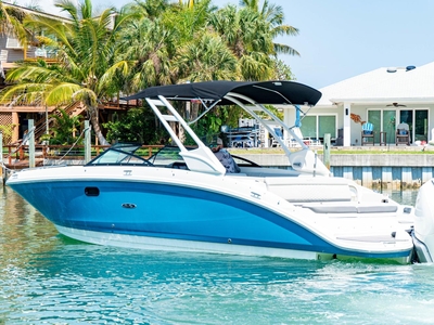 2023 Sea Ray 270 SDX Outboard | 27ft
