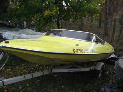 Glastron GT150 Speed Boat