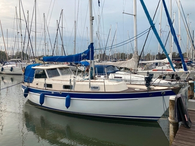 Hallberg-Rassy 94 Cutter (sailboat) for sale