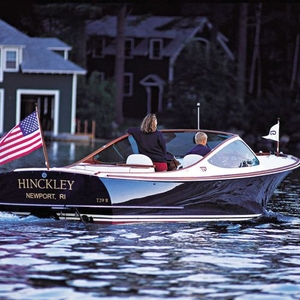 Hydro-jet runabout - 29 - Hinckley - dual-console