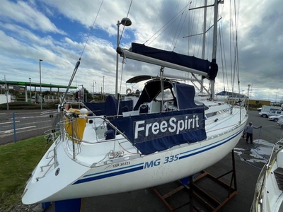 MG 335 (sailboat) for sale