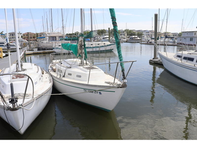 1977 Cape Dory 25 sailboat for sale in Texas