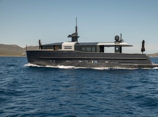 2015 Arcadia Yachts 85