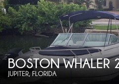 Boston Whaler 210 Ventura