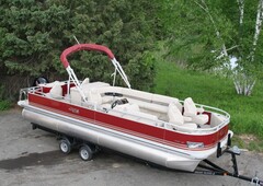 New 24 Two Tube Pontoon Boat With 115 Hp And Trailer