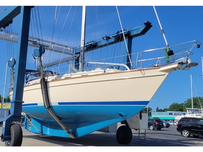 2002 Island Packet 420 sailboat for sale in Michigan