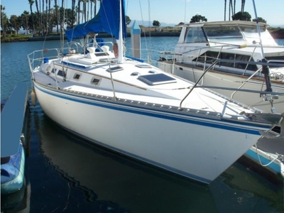 1986 Hunter 34 sailboat for sale in New York