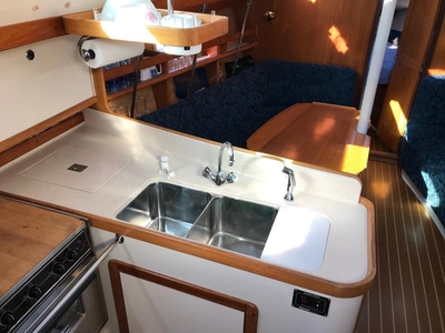 1997 catalina 380 sailboat for sale in Outside United States