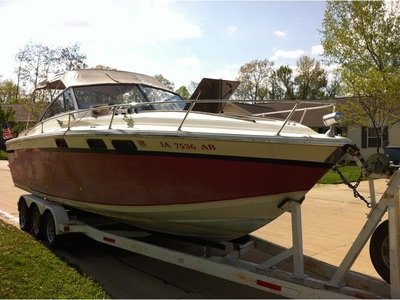 1979 Formula Express Cruiser powerboat for sale in Iowa