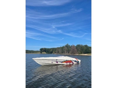 1994 Active thundeT 32 powerboat for sale in Michigan