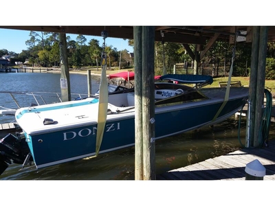 1994 Donzi 22 Classic powerboat for sale in Florida