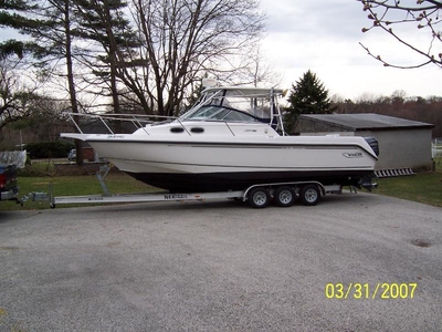1999 Boston Whaler 28 Conquest powerboat for sale in New Jersey