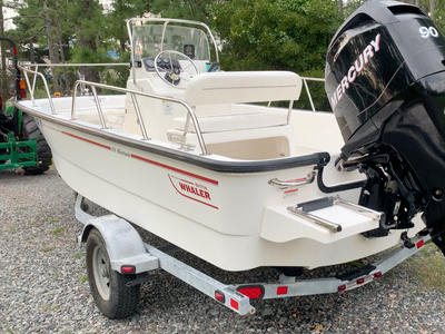 Boston Whaler 170 Montauk - 2011 With - ONLY 84 HOURS! - YCM ALWAYS HAS WHALERS