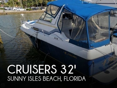 Cruisers Yachts Ultra-Vee 336