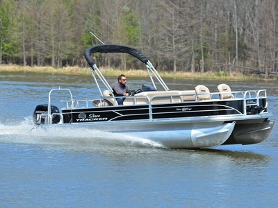 Sun Tracker Fishin Barge 20 DLX