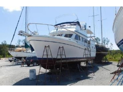 1985 Marine Trader LaBelle 40 Sundeck powerboat for sale in North Carolina