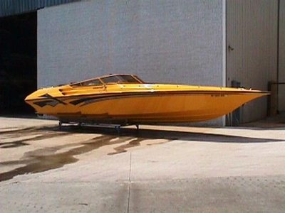 2001 Fountain Lightning powerboat for sale in North Carolina