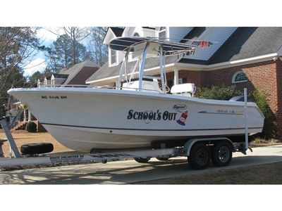 2008 Triton Sea Hunt powerboat for sale in North Carolina