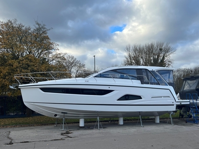 2024 Sealine S390 BRAND NEW- AVAILABLE NOW | 41ft