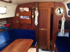 1981 Hunter Sloop sailboat for sale in Illinois