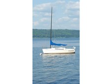 1982 Freedom Yachts Freedom 25 sailboat for sale in New York