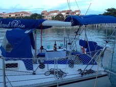 1985 Hunter 285 sailboat for sale in Outside United States