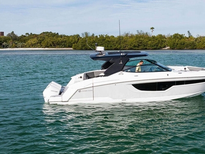 2023 Cruisers Yachts 38 GLS On the Rocks | 36ft